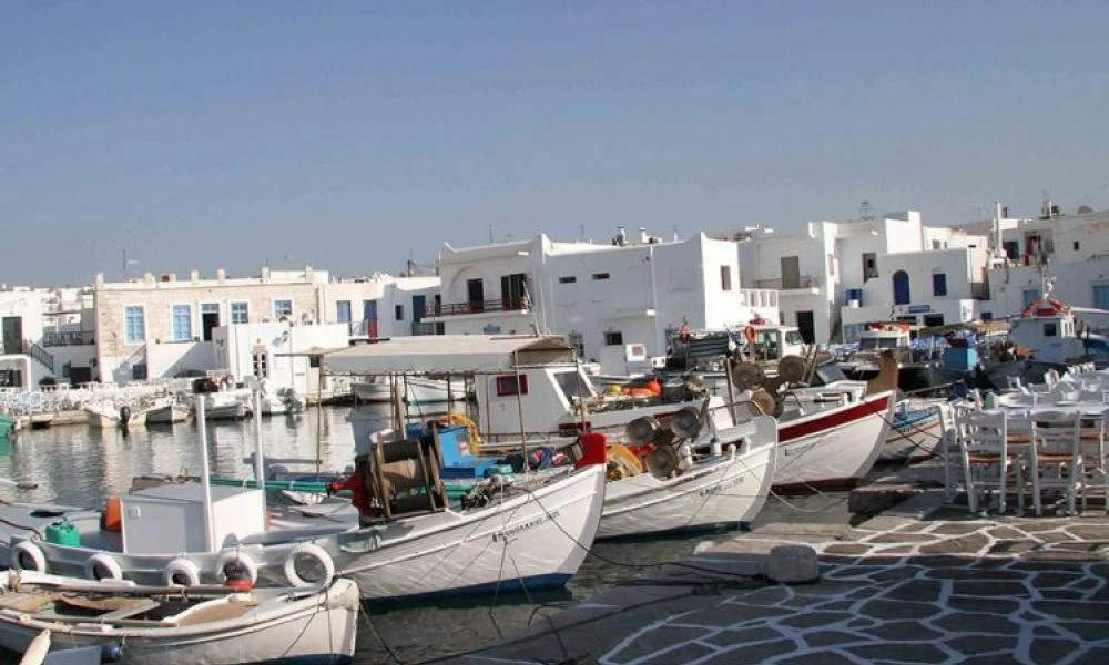 Κορονοϊός: Το πρώτο κρούσμα στην Πάρο - Βρέθηκε θετική γυναίκα στον ιό